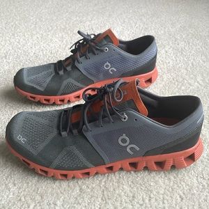 Men’s On Cloud Running Shoe Size 12
